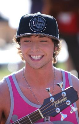 Broken (a Wesley Stromberg fan fic)