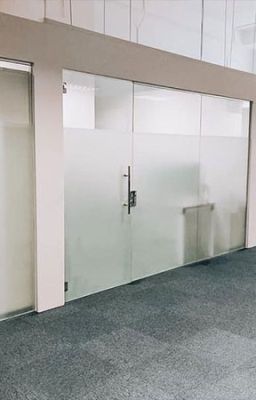 EliteShield Elevating Commercial Spaces with Window Tinting Expertise
