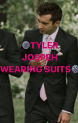 PICTURES OF TYLER JOSPEH WEARING SUITS •COMPLETED WITH SIN•