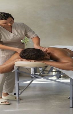 Rolfing Massage vs. Structural Therapy Massage: Understanding the Differences