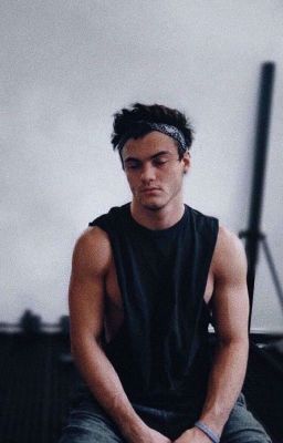 Southpaw [Ethan Dolan au]